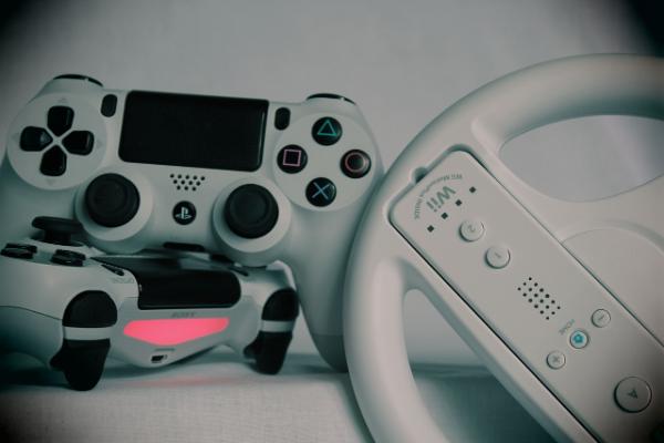 Top Streamers: Leading the Digital Entertainment Revolution